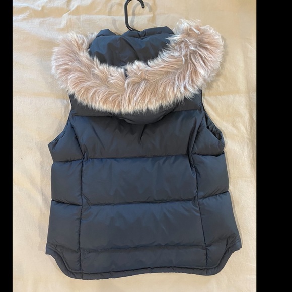 J.Crew Fall/Winter Vest - Picture 5 of 6
